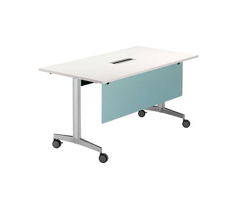Moveo table family .